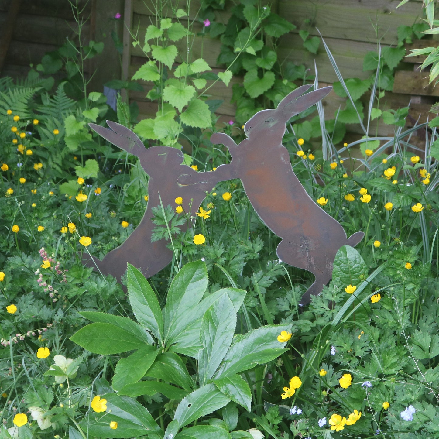 Boxing Hare's Garden Decoration