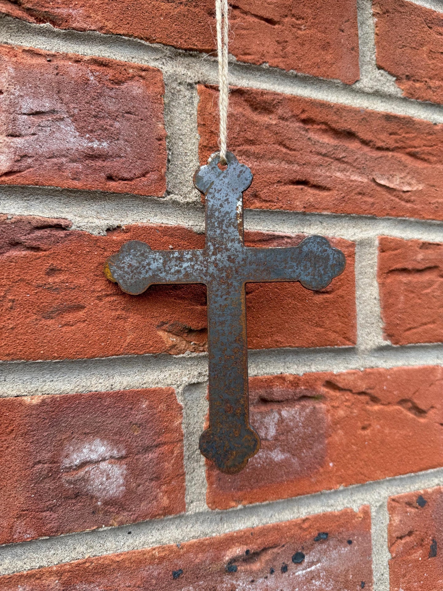 Hanging Chunky Cross