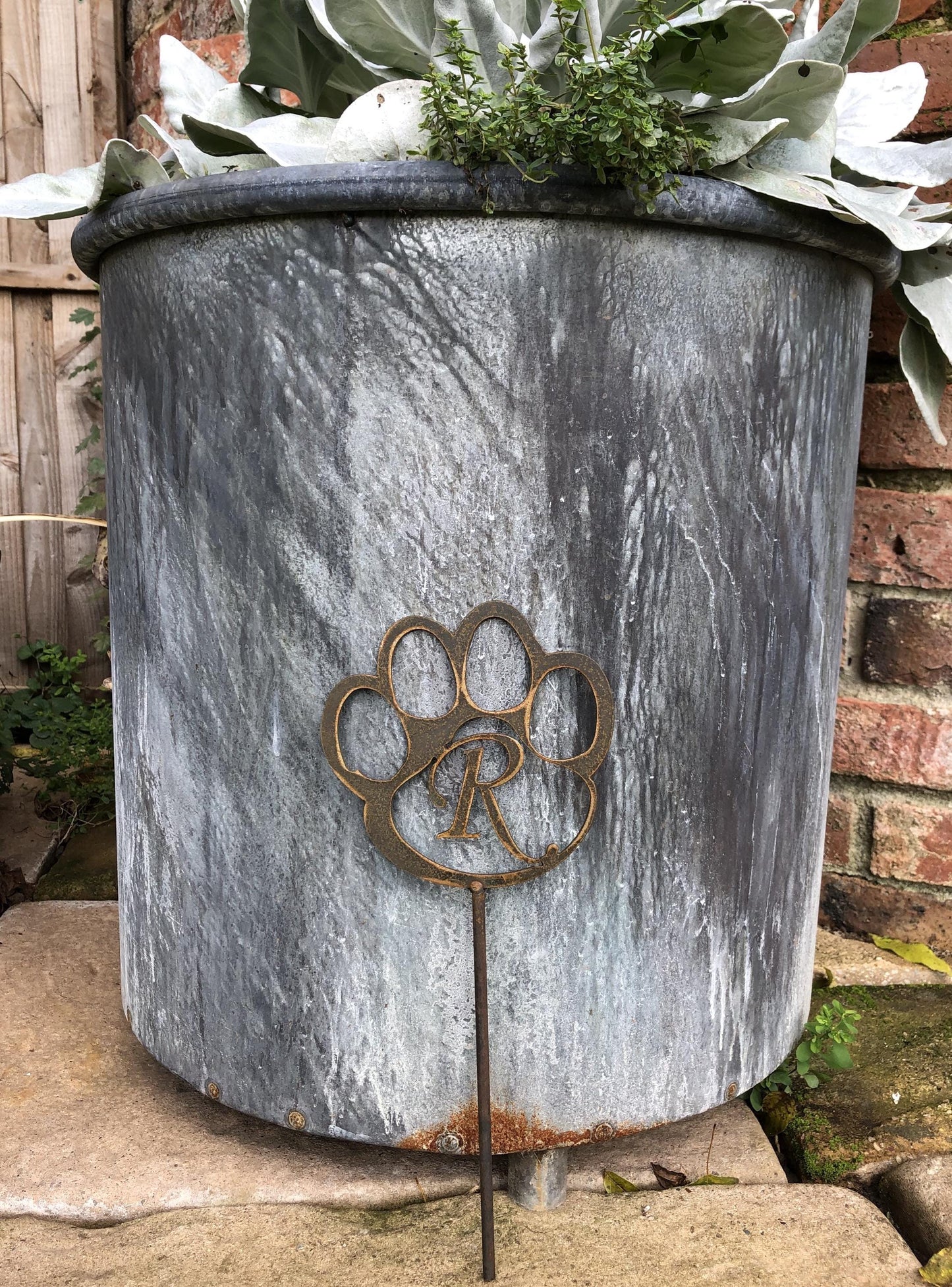 Personalised Pet Paw Plant Pot Decoration & Memorial