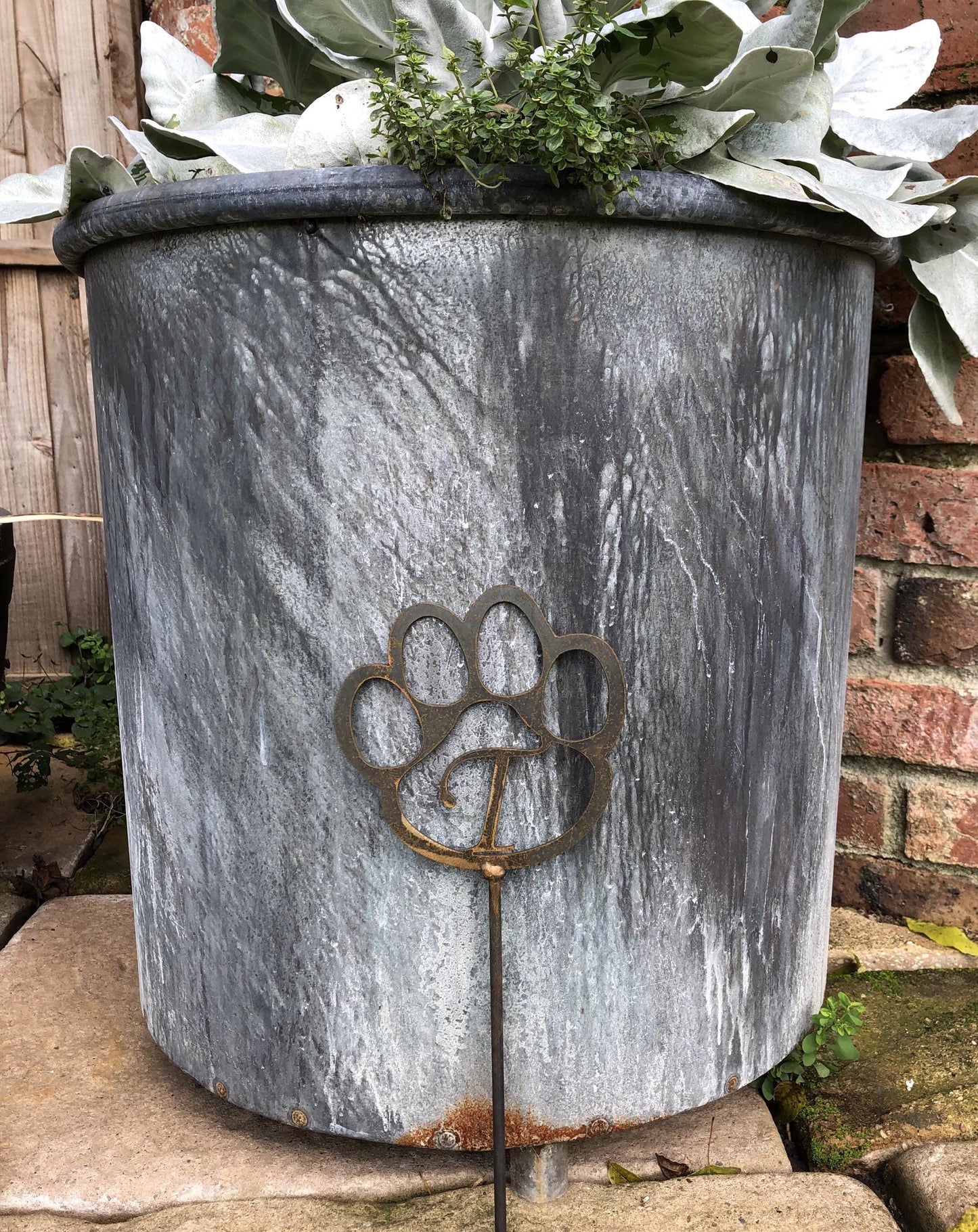 Personalised Pet Paw Plant Pot Decoration & Memorial